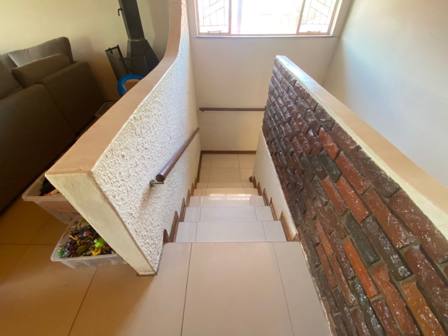 4 Bedroom Property for Sale in Hillsboro Free State